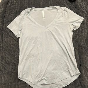 Aritzia Babaton Light Blue V-Neck TShirt